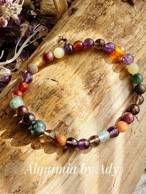 Alquimia Multicolor Agate Bead Bracelet | cool layers